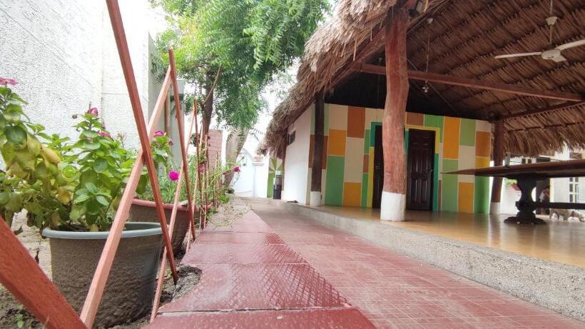 Standard Tent, Cabaña Salguero