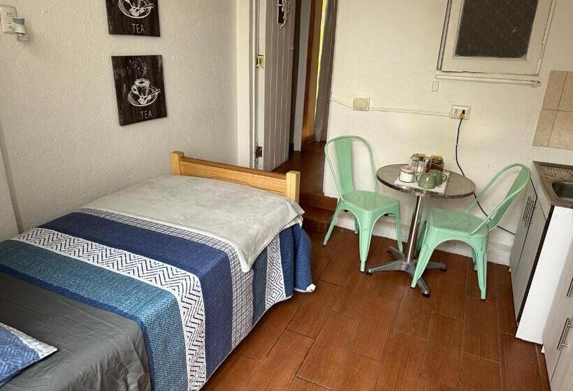 דירת חדר, Hostal Gloria Quintamar