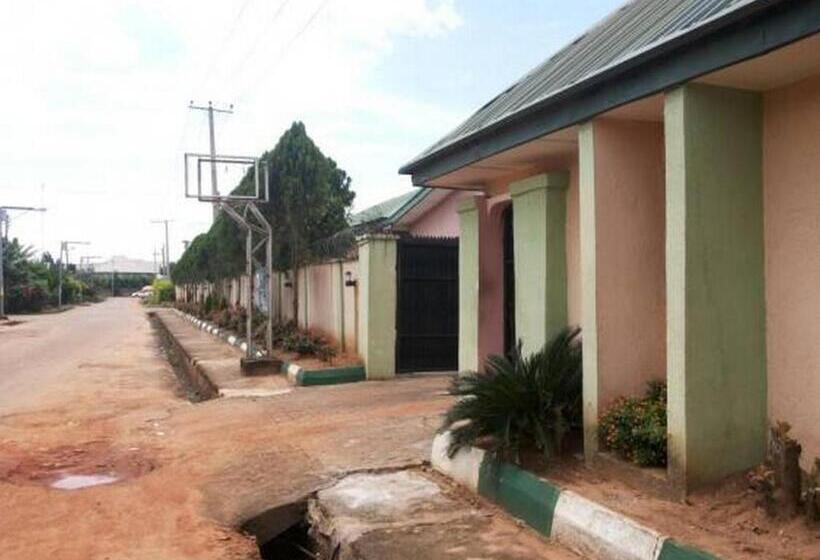 اتاق استاندارد چهار تخته, Room In Lodge Garentiti Apartment Silver Room