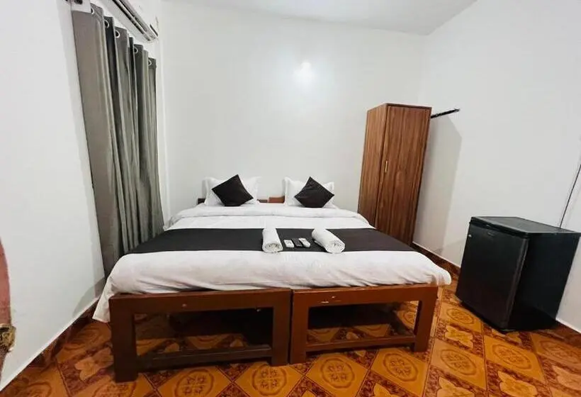 Deluxe Zimmer, O Sai Deep Place
