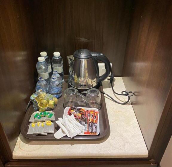 3-Bett-Standardzimmer, Rafahya Hotel Makkah