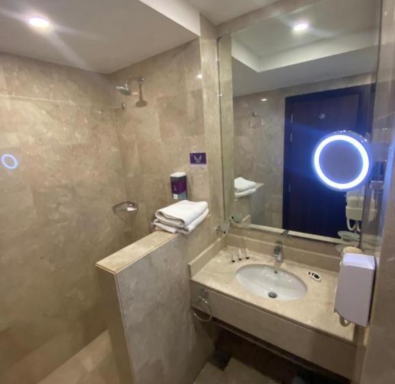 Quarto Quádruplo Estandar, Rafahya Hotel Makkah