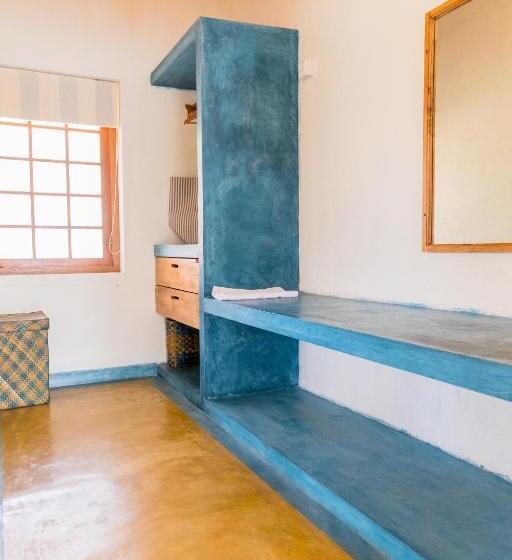 اتاق استاندارد با چشم‌انداز دریاچه, Cranganor History Café & Riverside Château