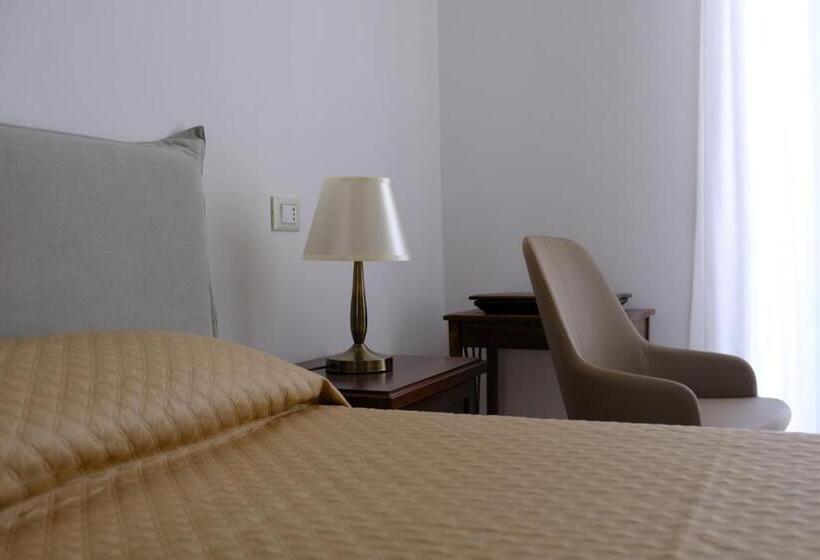 스탠다드 발코니 룸, Al Corso Charming Rooms