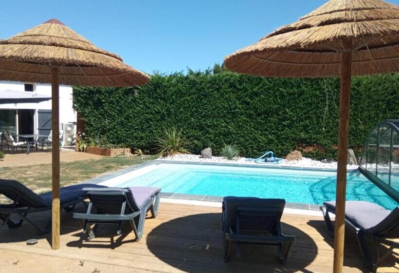 带大床的标准间, Mas Des Vignes Piscine Chauffée