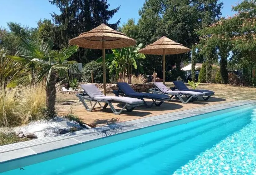 Standard-huone King-vuode, Mas Des Vignes Piscine Chauffée