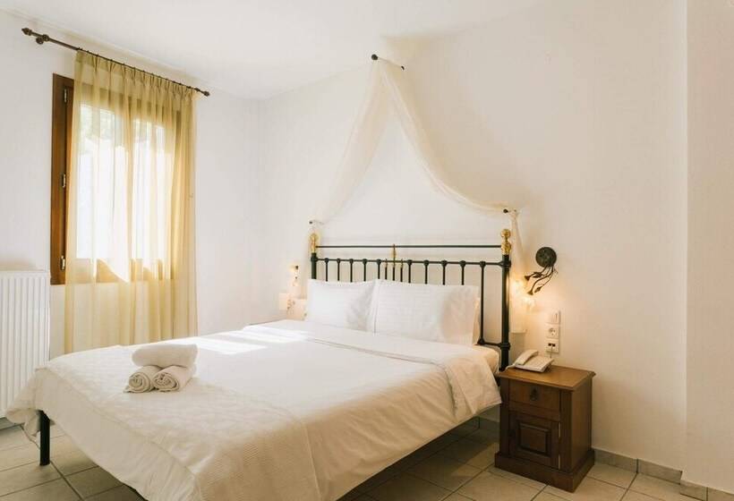 Family Suite, Archontiko Anemos
