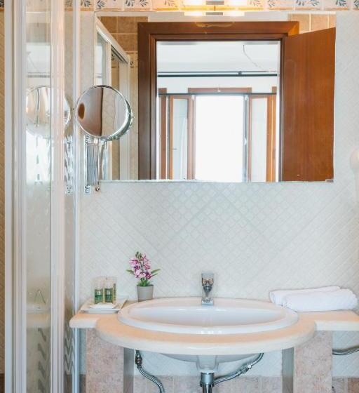 חדר סופריור, Archontiko Anemos