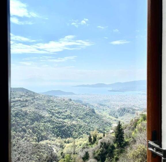 סוויטת ג'וניור משפחתית, Archontiko Anemos