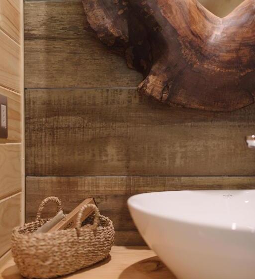 Четырехместный Номер Стандарт, Ni Newen Hotel & Lodge