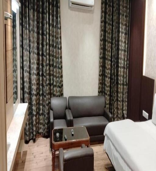 标准间, Park Regency