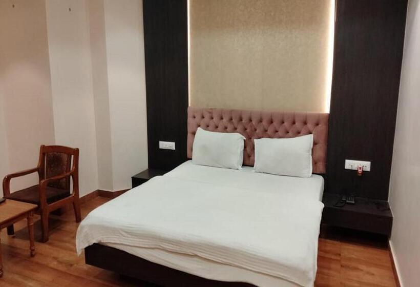 行政套房, Park Regency