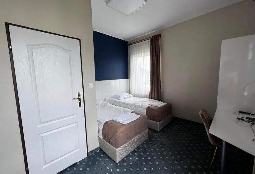 Deluxe-huone, Safir Babice