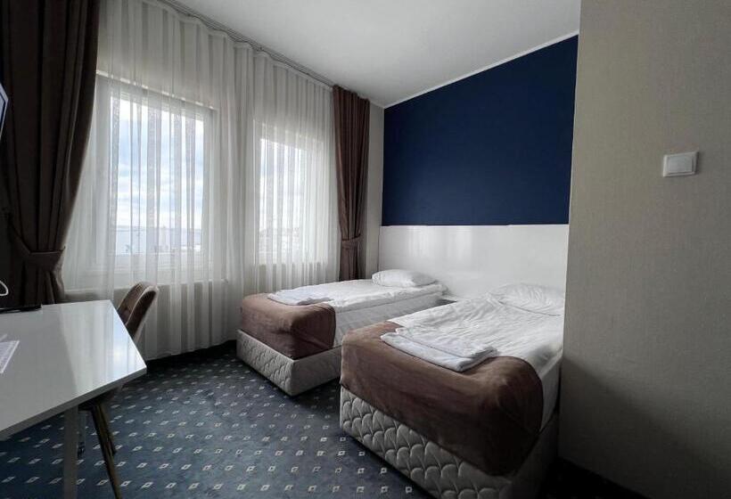 Номер Deluxe, Safir Babice