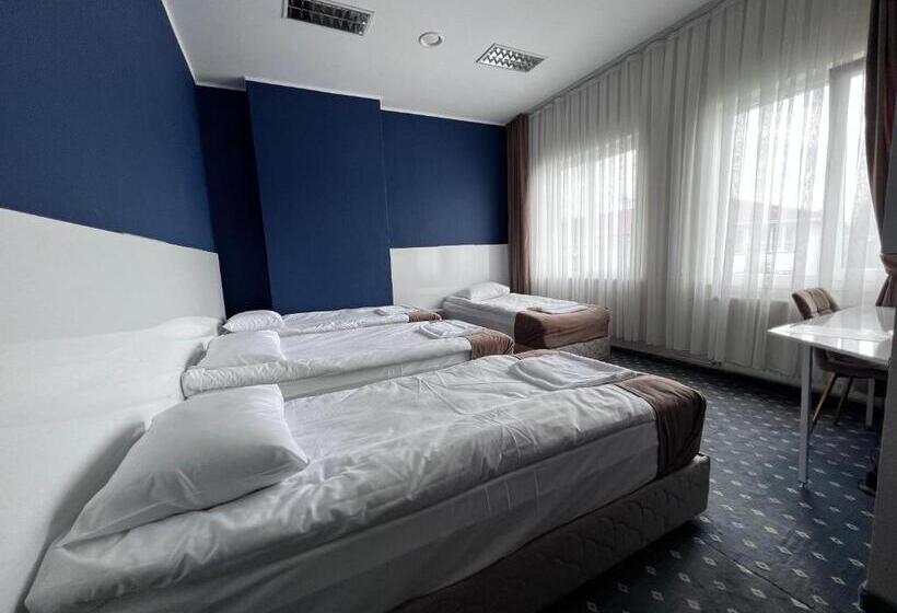 4인용 스탠다드 룸, Safir Babice