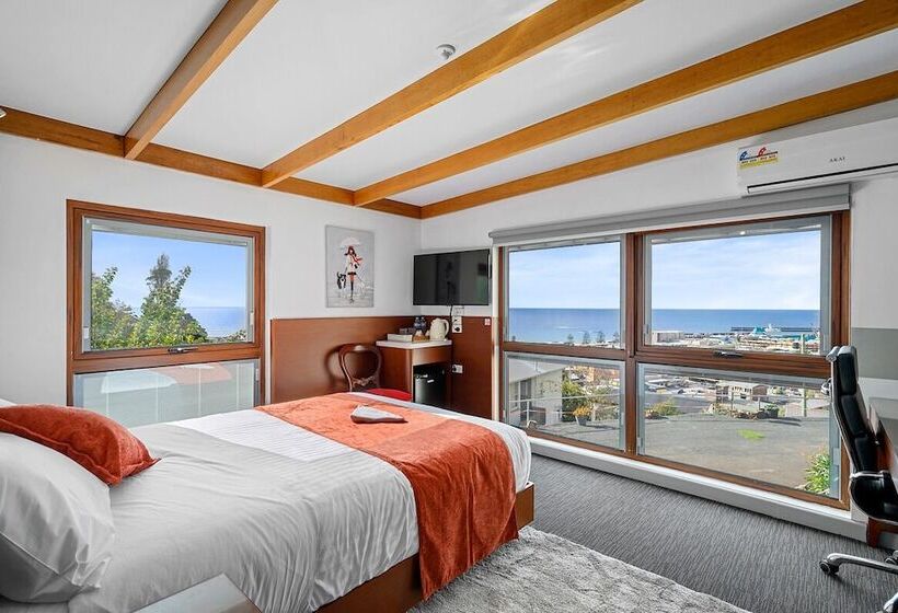 デラックスルーム, Oakleigh House