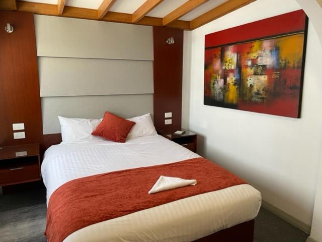 デラックスルーム, Oakleigh House