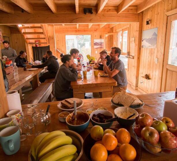 اتاق اکونومی, El Refugio Casa De Montaña