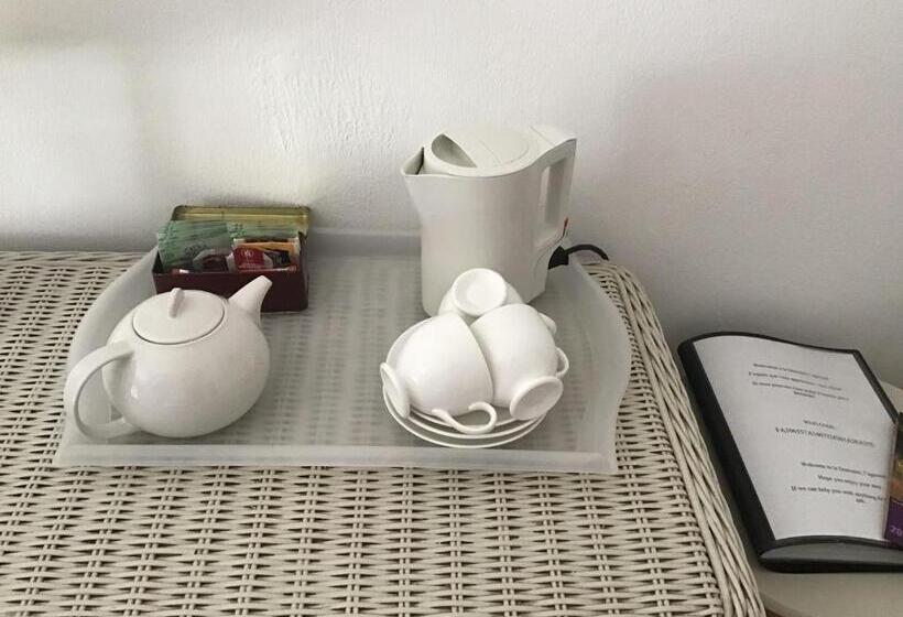 חדר דחוקס עם מיטת קינג, Le Domaine