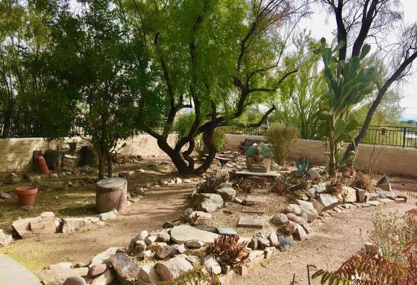 سوییت لوکس, Peaceful, Private Desert Retreat