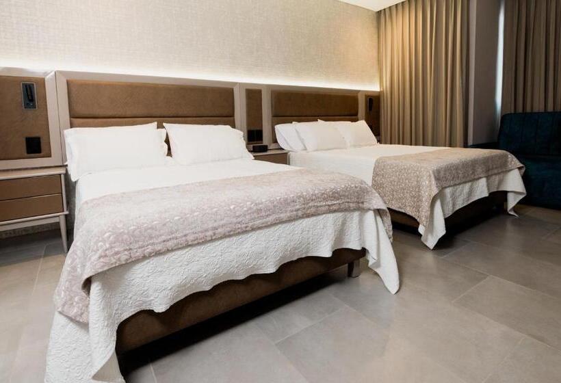 Полулюкс, Amari Living Suites