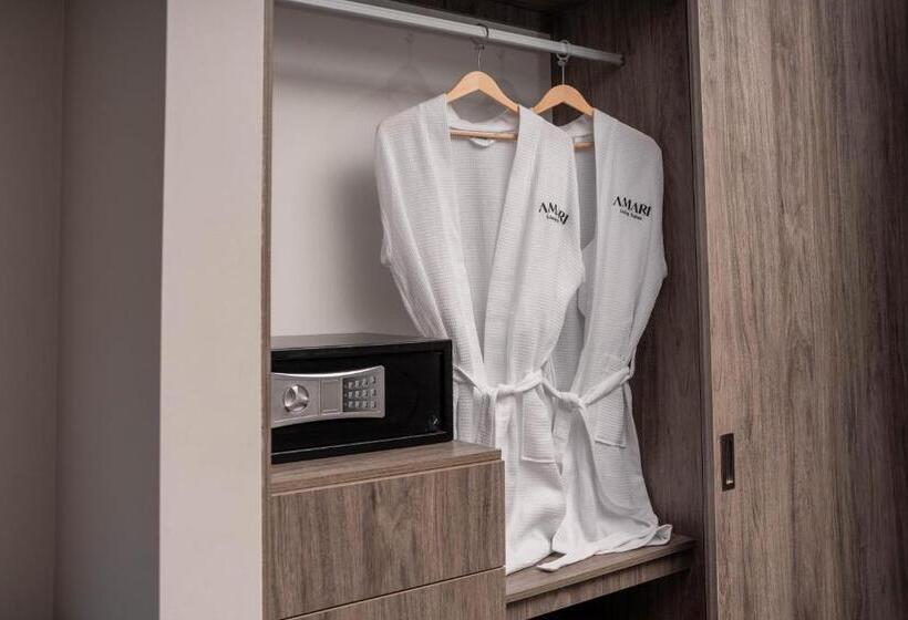 Люкс Superior, Amari Living Suites