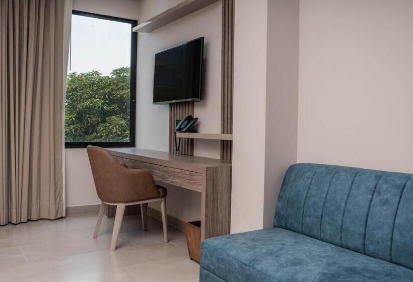 Люкс Superior, Amari Living Suites