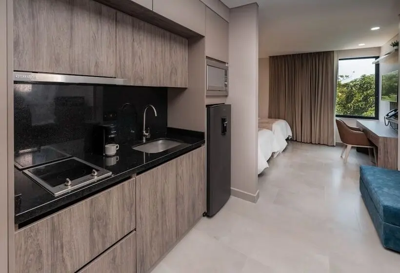 スーペリアースイート, Amari Living Suites