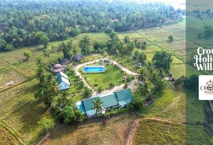 Номер Deluxe, Crown Holiday Village Near Marawila