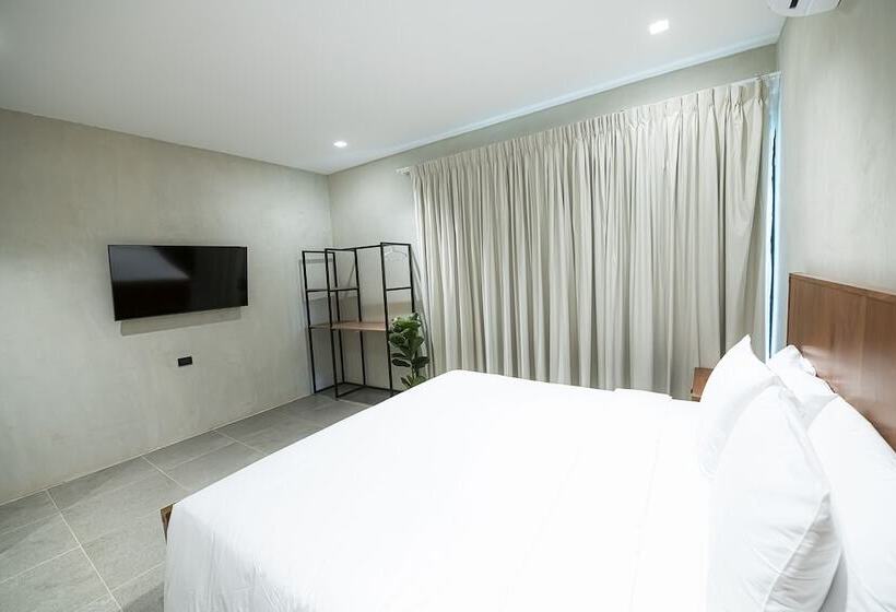 ジュニアスイート, Elmoro Tamarindo