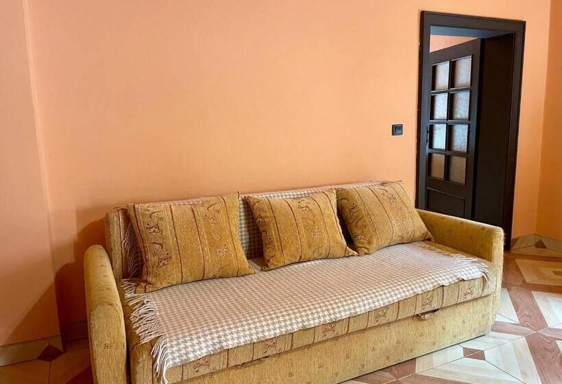 Maison 1 Chambre, приватний будинок