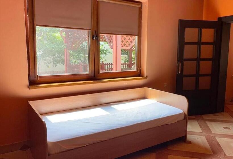 Maison 1 Chambre, приватний будинок