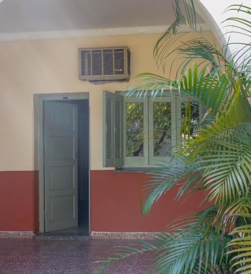 اتاق استاندارد چهارنفره با چشمانداز باغ, Alojamiento En Pleno Centro De Corrientes