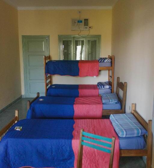 اتاق استاندارد چهارنفره با چشمانداز باغ, Alojamiento En Pleno Centro De Corrientes