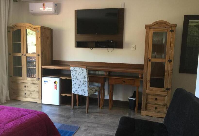 Люкс Вид на Сад, Estalagem Vila Franca Del Bierzo