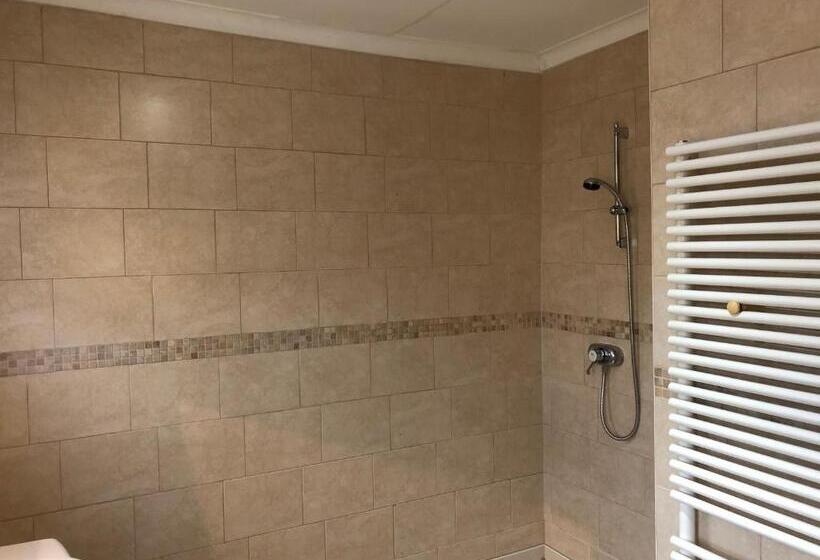 غرفة قياسية حمام مشترك, Boutique Rooms