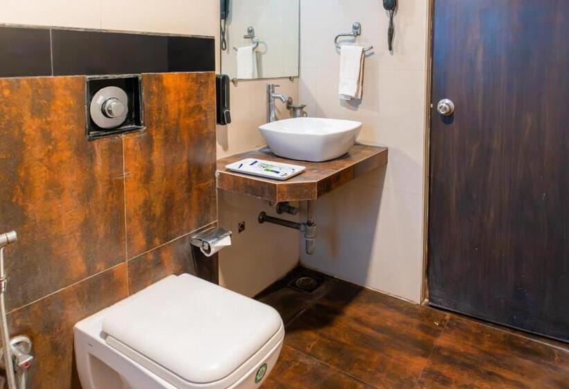 חדר סטנדרט, Treebo The Blue Roof