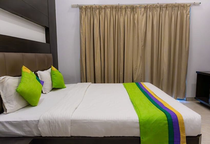 חדר סטנדרט, Treebo The Blue Roof