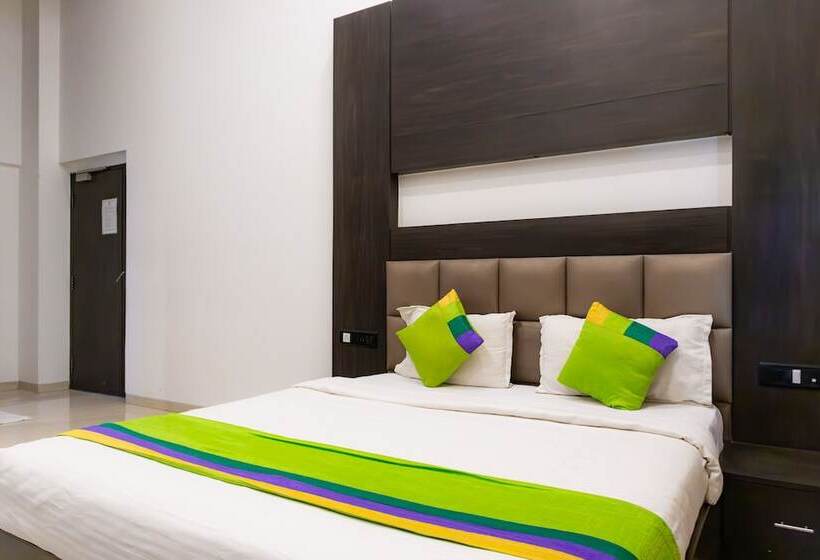 חדר סטנדרט, Treebo The Blue Roof