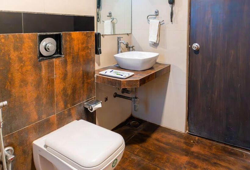 חדר דלוקס, Treebo The Blue Roof