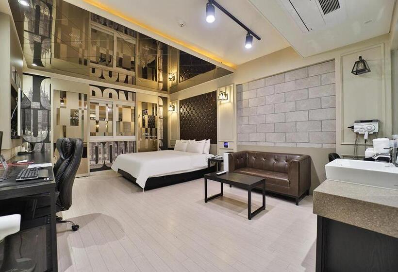 Suite, 포항 에이원 호텔 죽도 Pohang A1 Jukdo