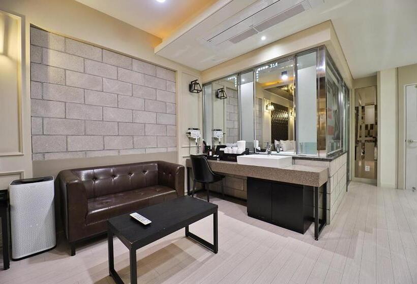 Suite, 포항 에이원 호텔 죽도 Pohang A1 Jukdo