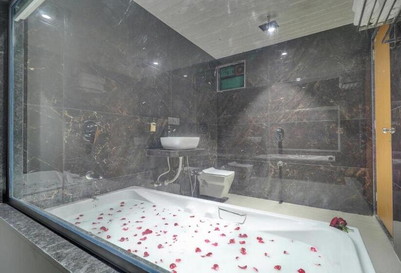 套房, Radhe Residency