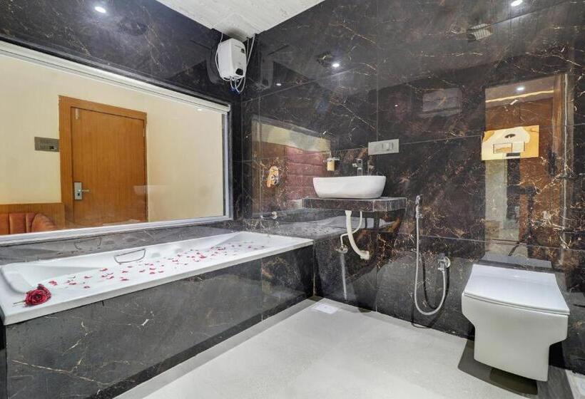 套房, Radhe Residency