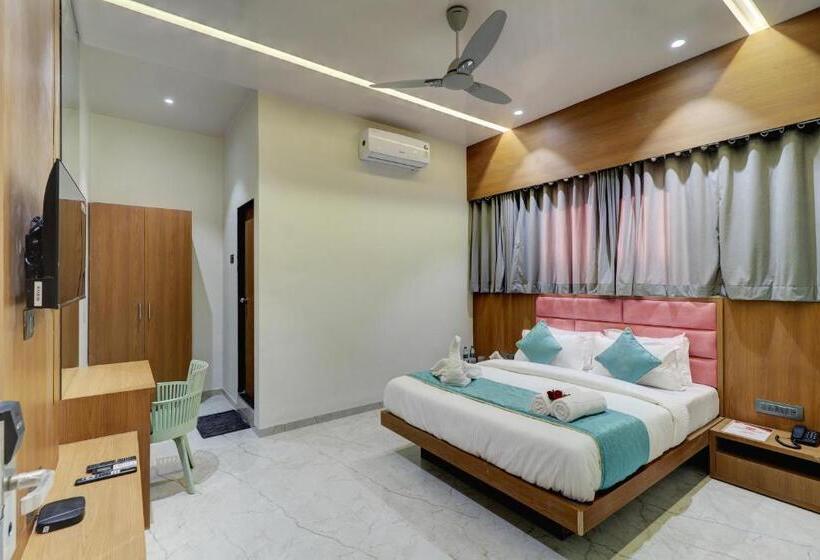 Suite, Radhe Residency