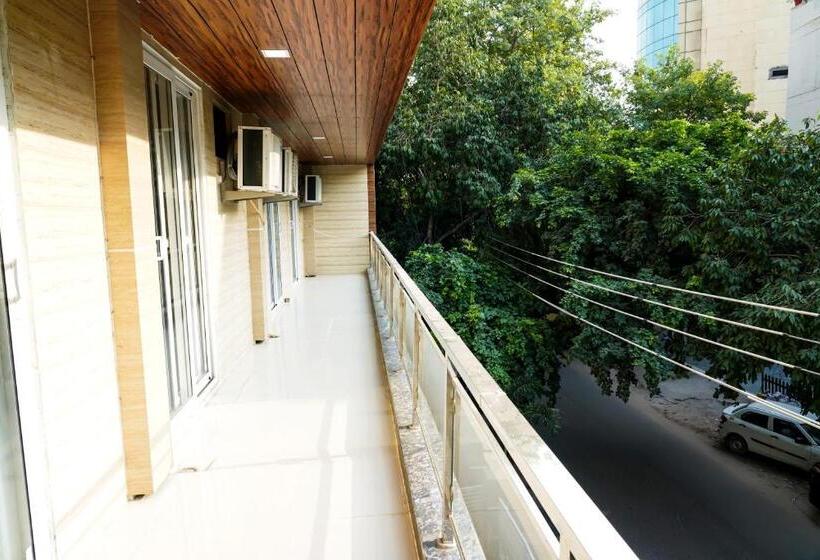 اتاق لوکس با بالکن, Limewood Stay   Executive Huda City Center
