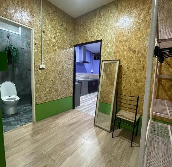استودیوی استاندارد, Lamai Home