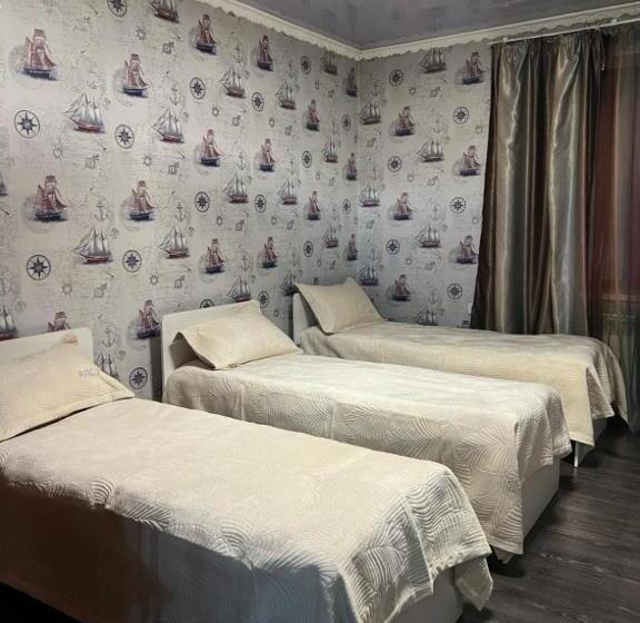 اتاق استاندارد چهار تخته, нурзада гостевой дом