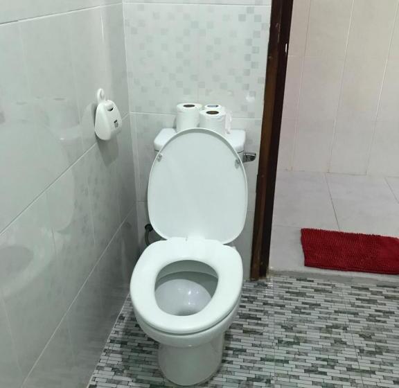 اتاق استاندارد با چشم‌انداز باغ, Anh Linh Guest House