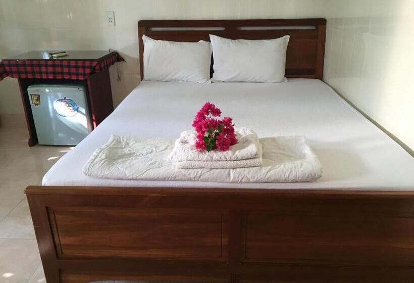 اتاق استاندارد با چشم‌انداز باغ, Anh Linh Guest House